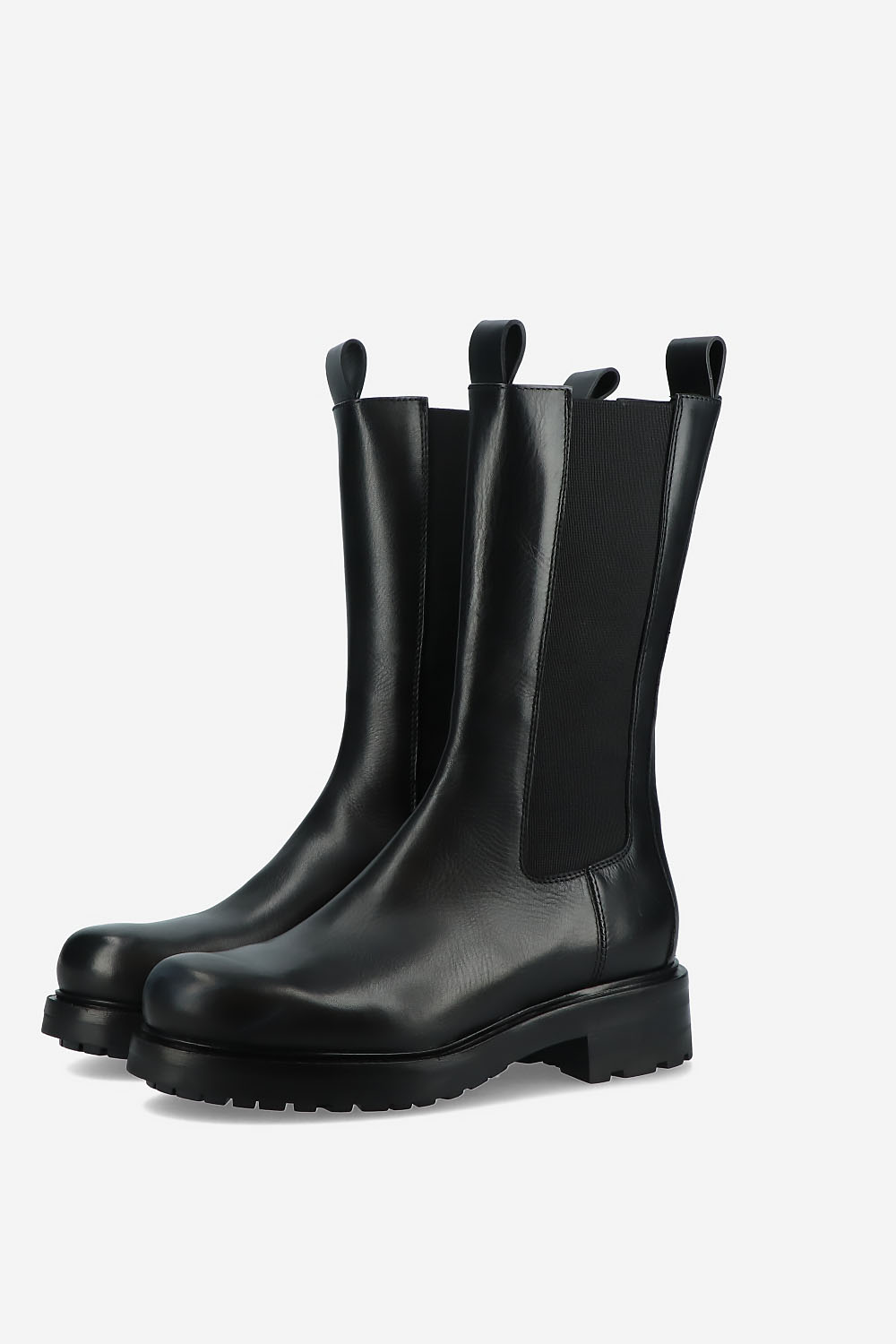 Leather chelsea boots