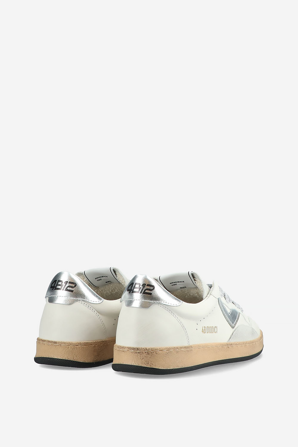 D209 leather sneakers