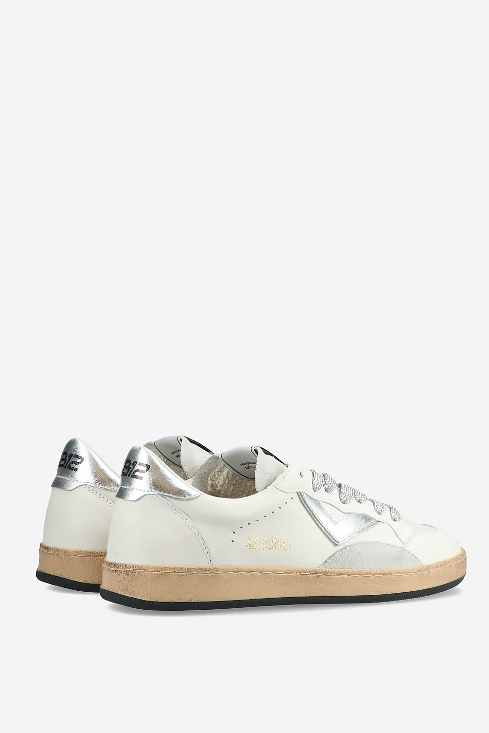 D209 leather sneakers