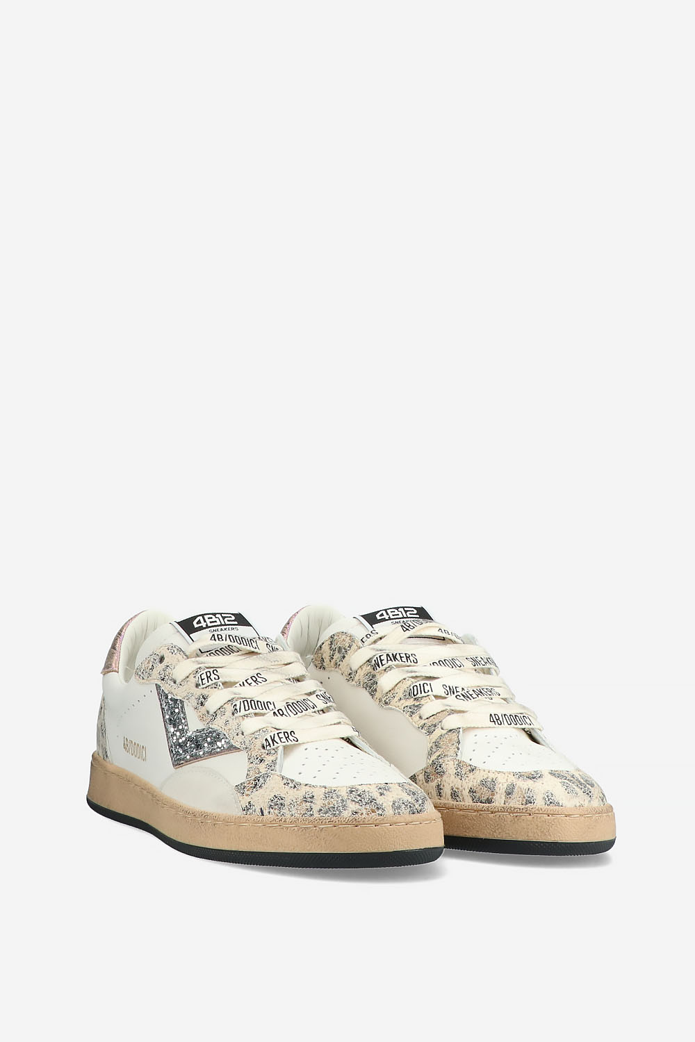 D206 leather sneakers