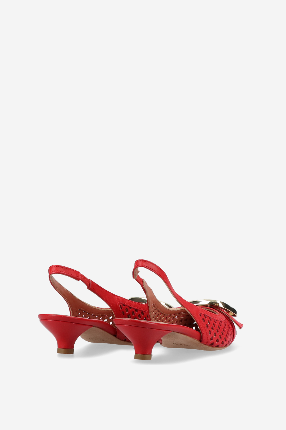 Perforated buckled slingbacks