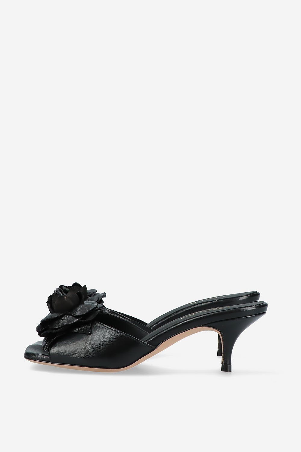 Flower leather sandals