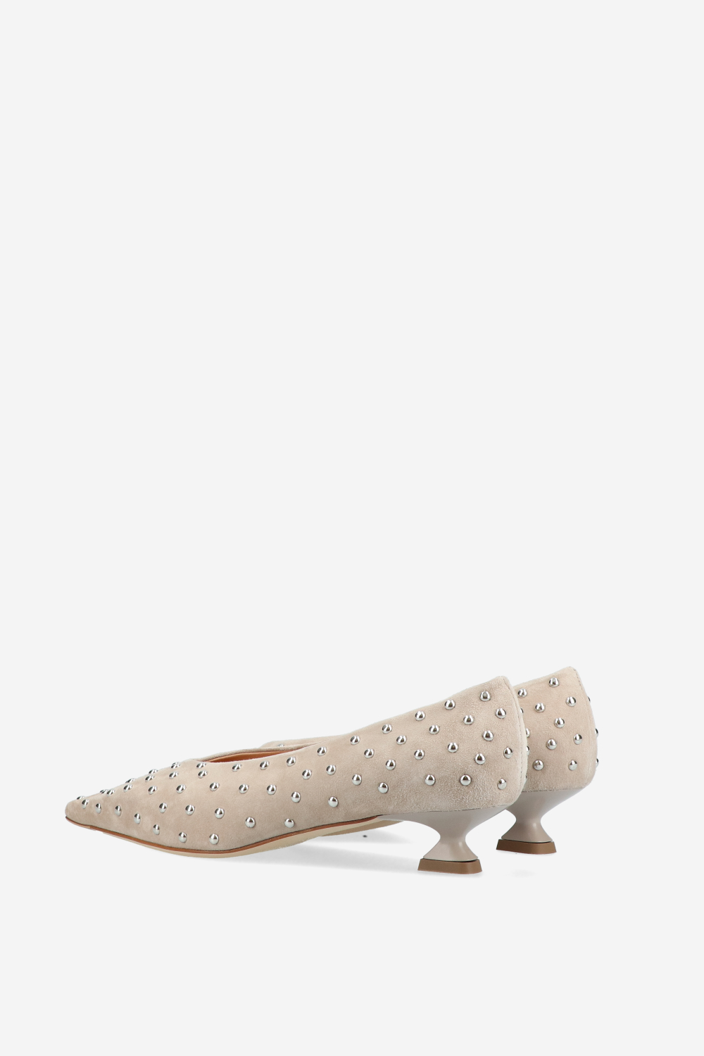 Pointed-toe studs suede pumps