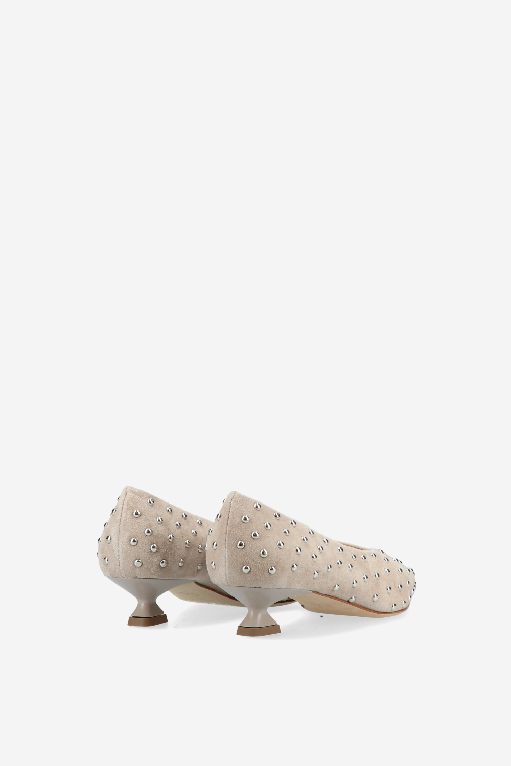 Pointed-toe studs suede pumps