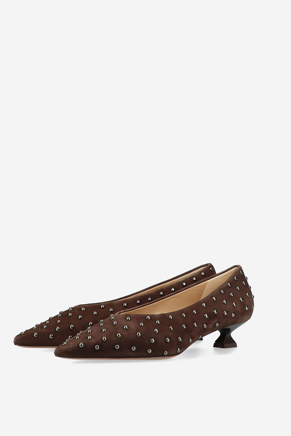 Pointed-toe studs suede pumps