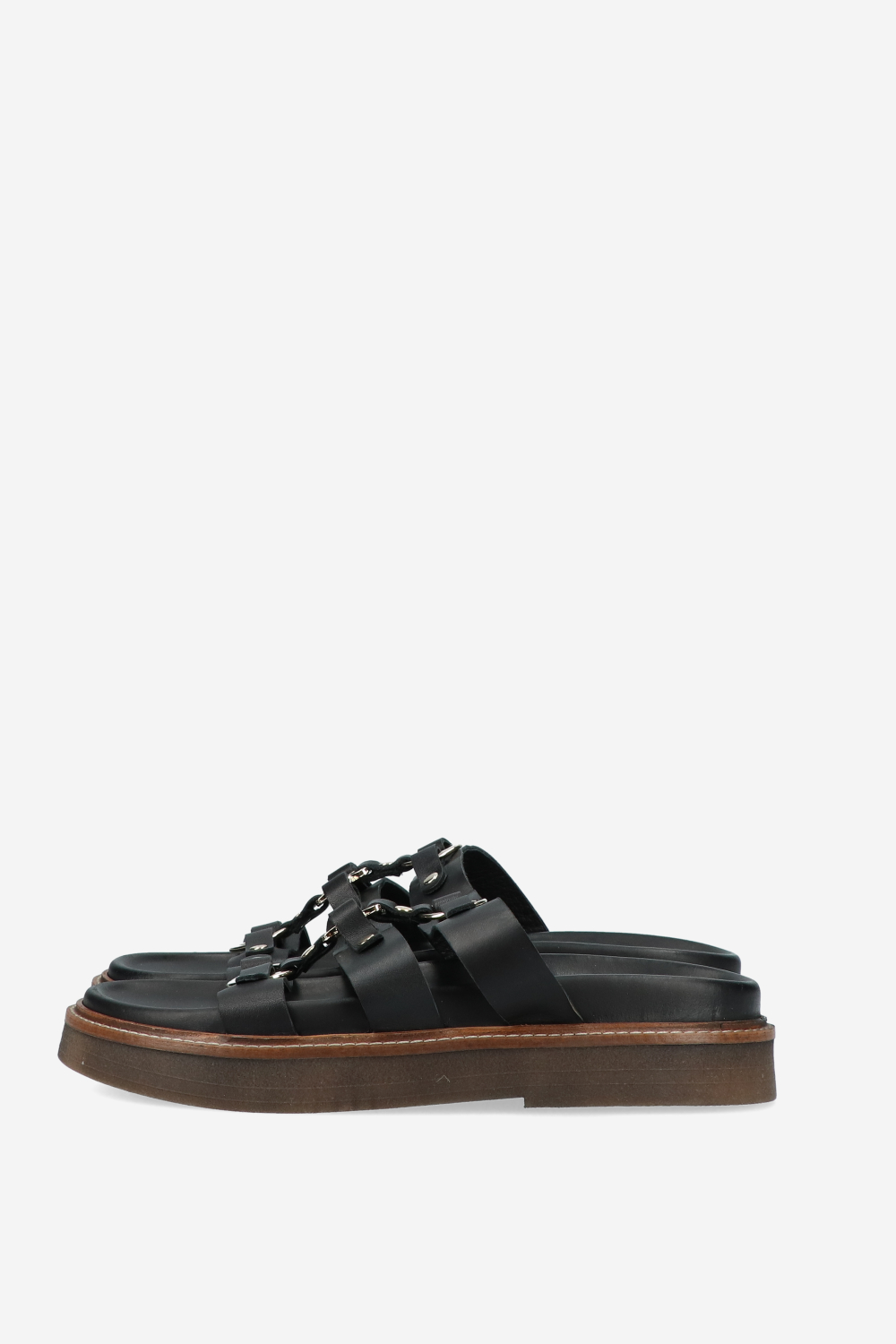 Buckeld leather platform sandals