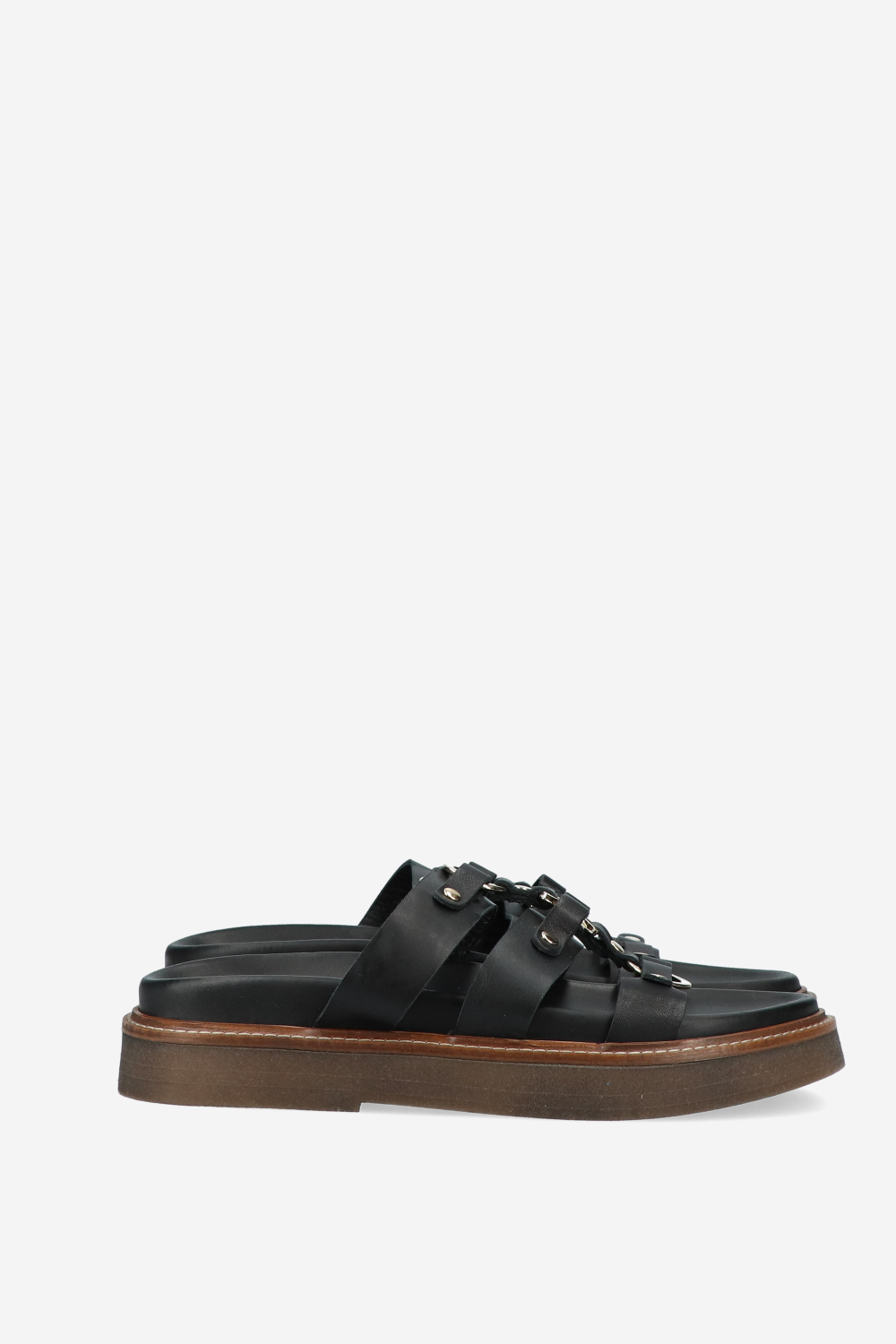 Buckeld leather platform sandals