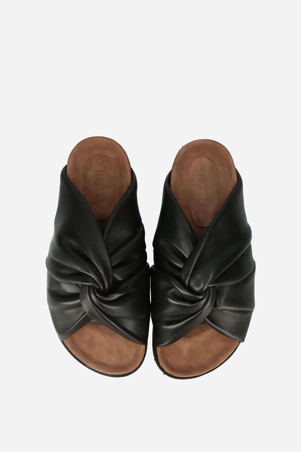 Fallin’ leather sandals