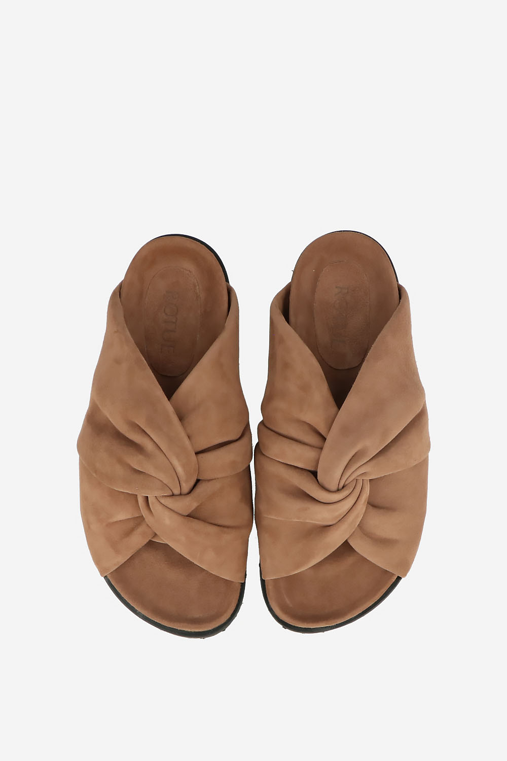 Fallin’ suede sandals