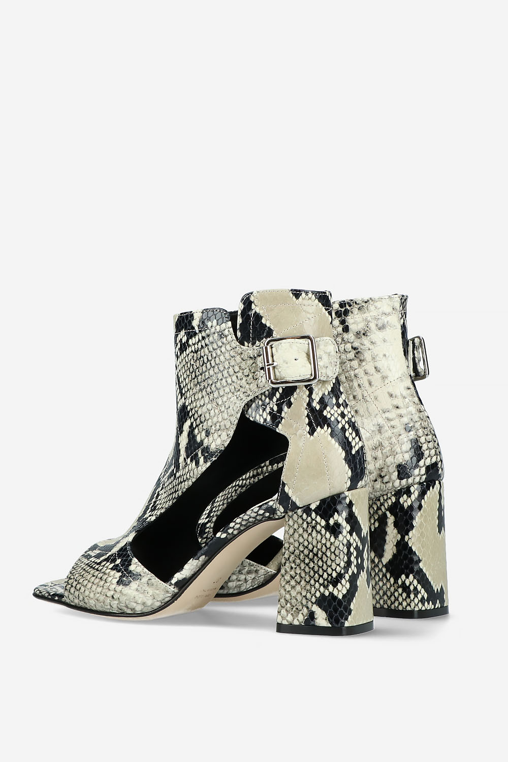 Higer Lover leather heels