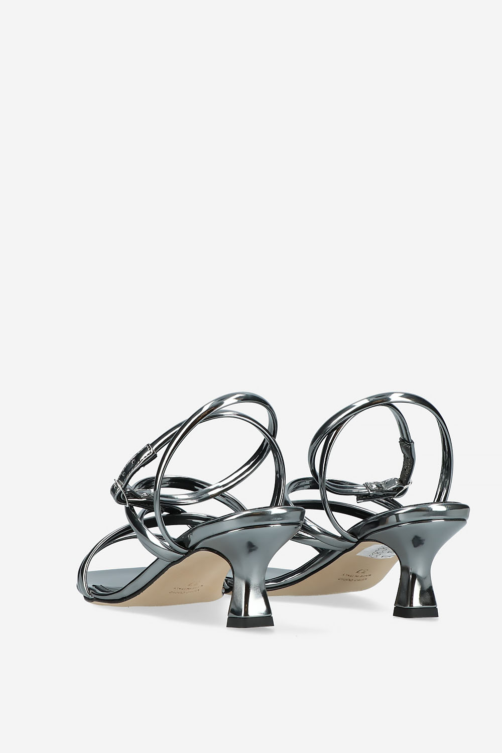 Confessions metallic sandals