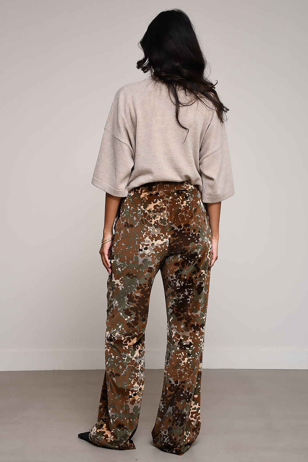 Camu velvet oversized pantalon