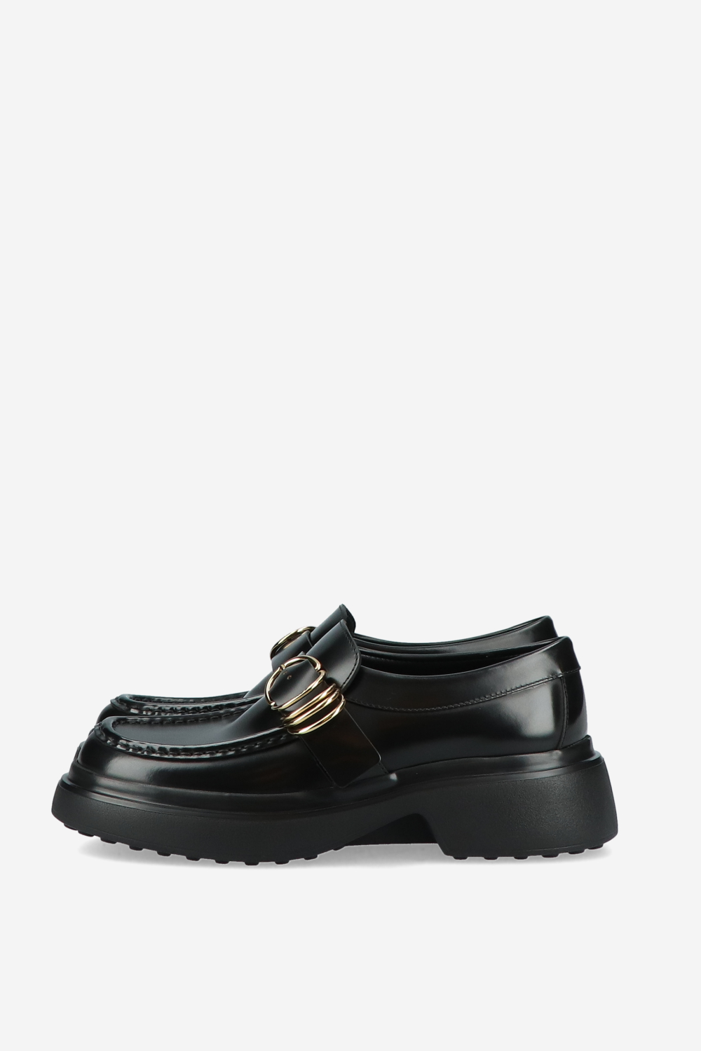 Buckled leather loafers