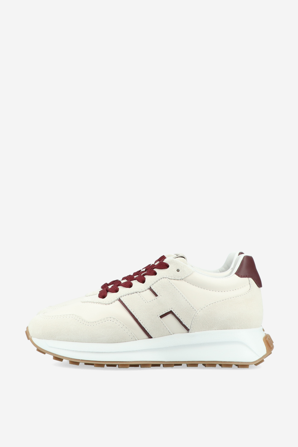 H641 H patch suede sneakers