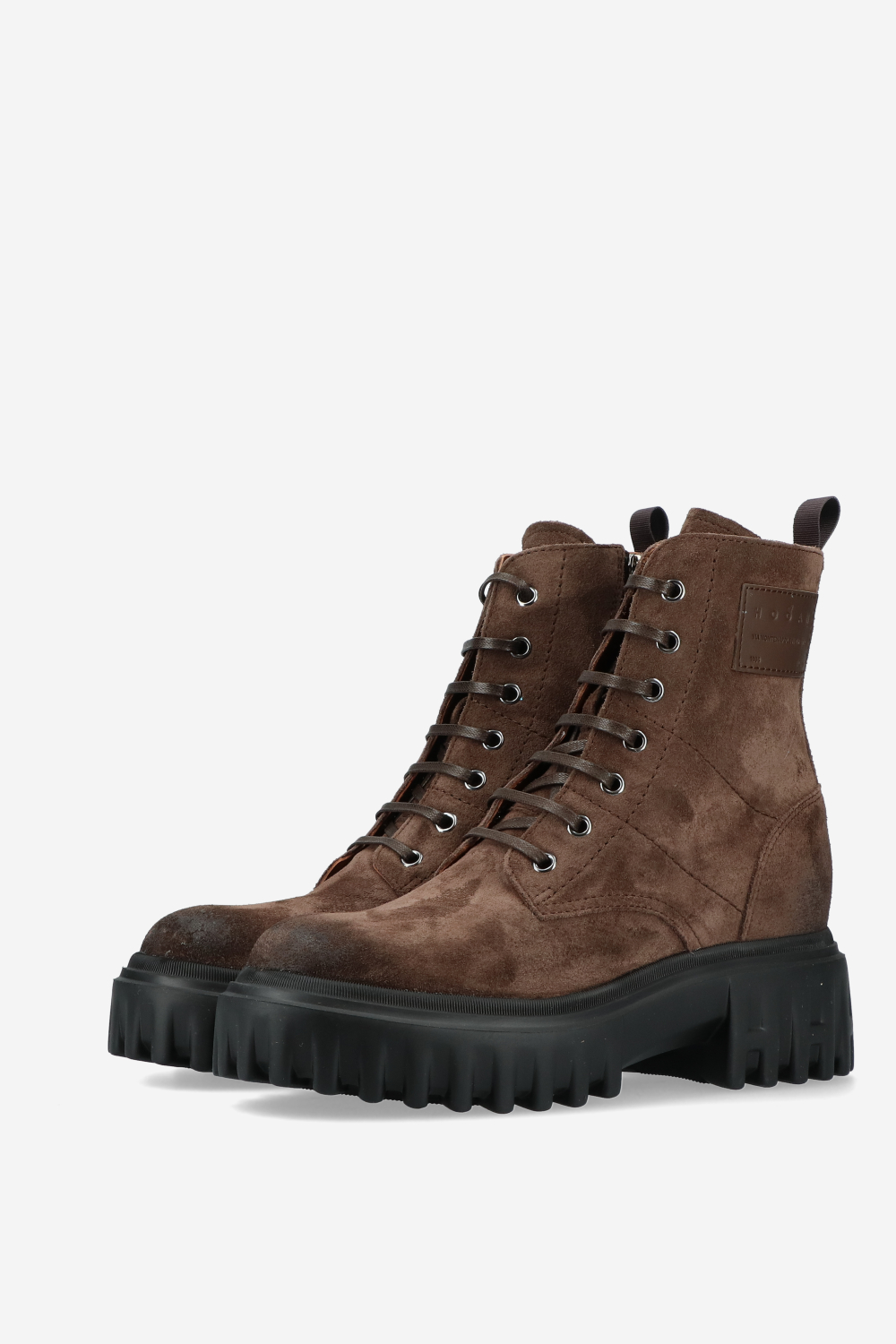 H700 suede platform boots