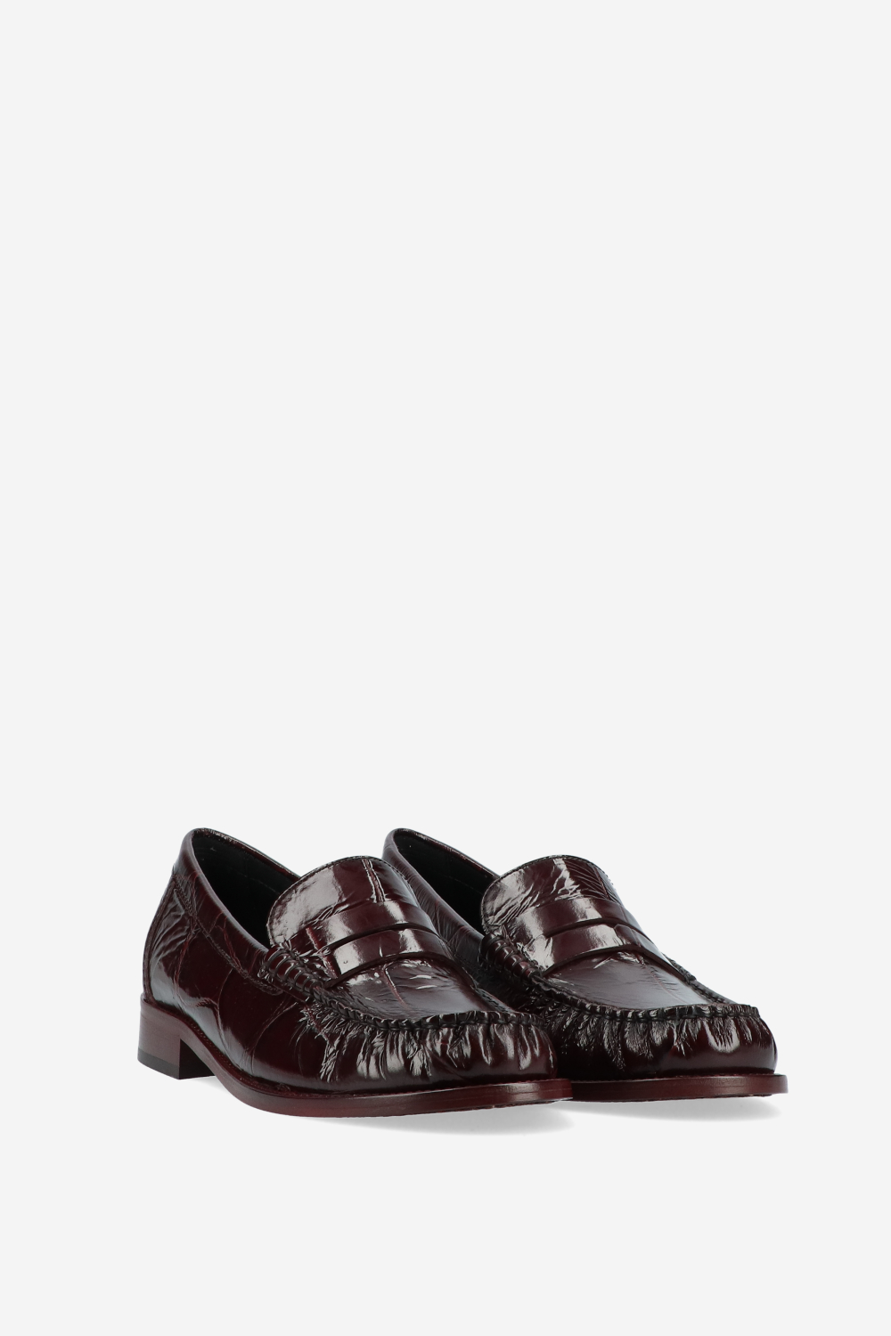 Dylan croco embossed loafers
