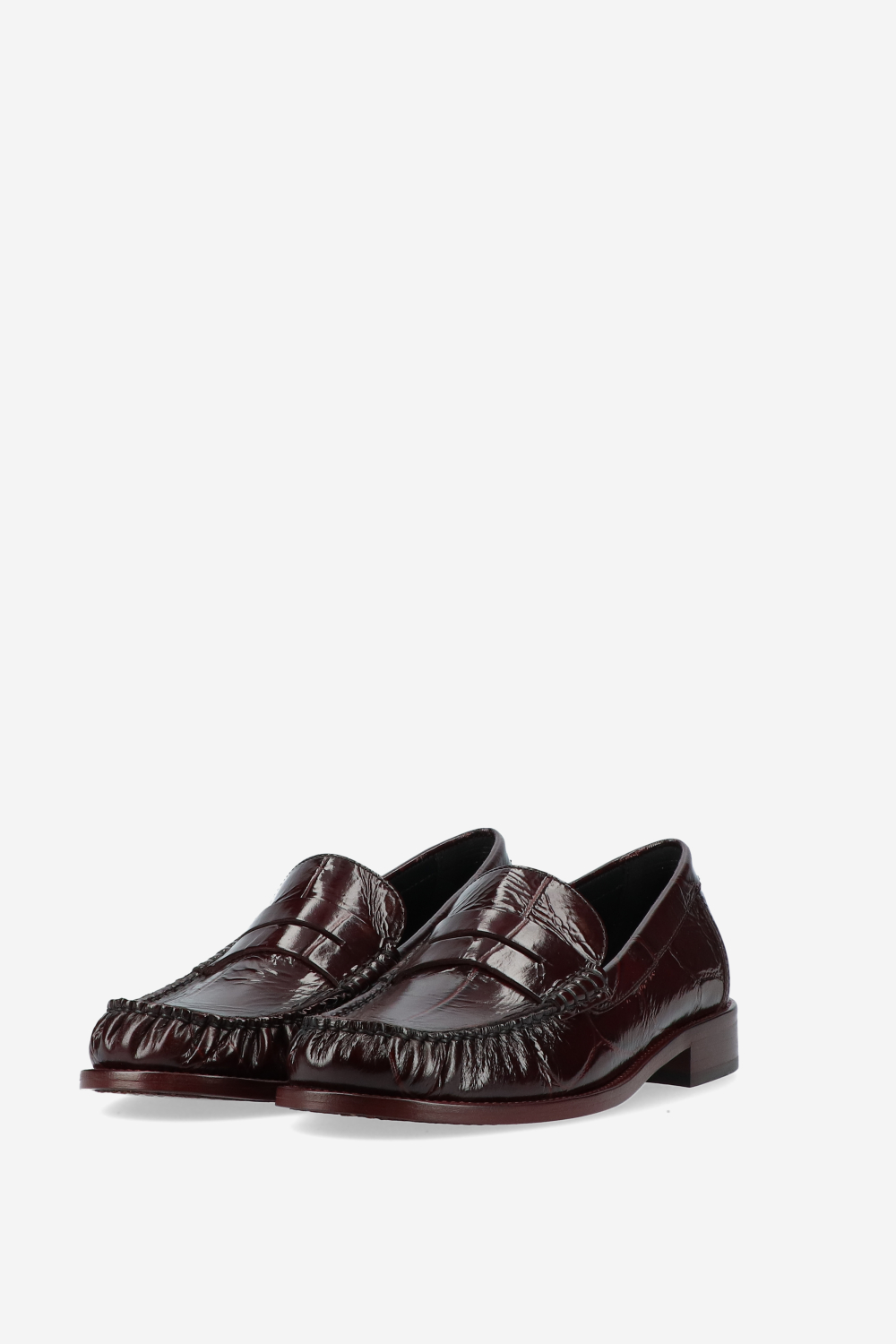 Dylan croco embossed loafers