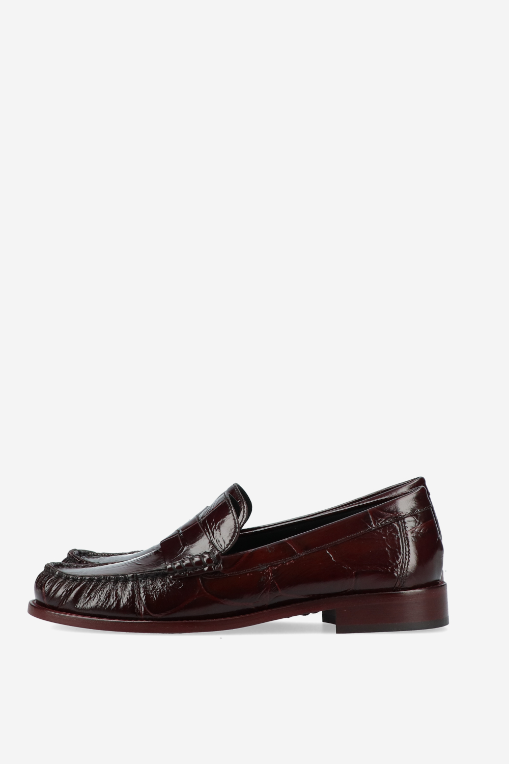 Dylan croco embossed loafers