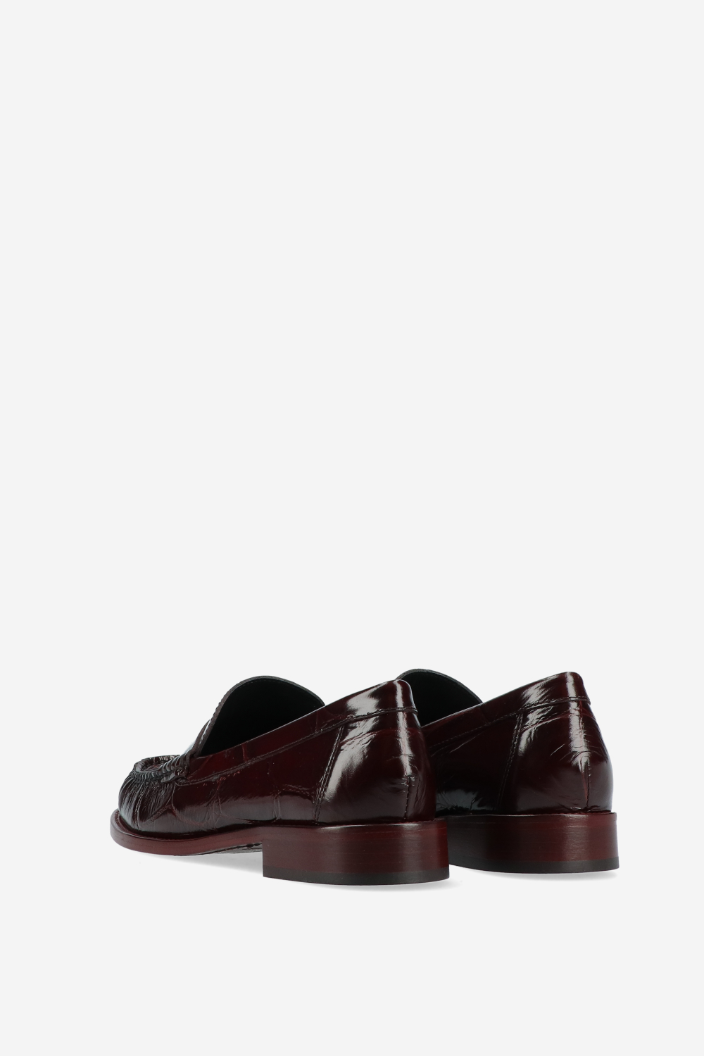 Dylan croco embossed loafers
