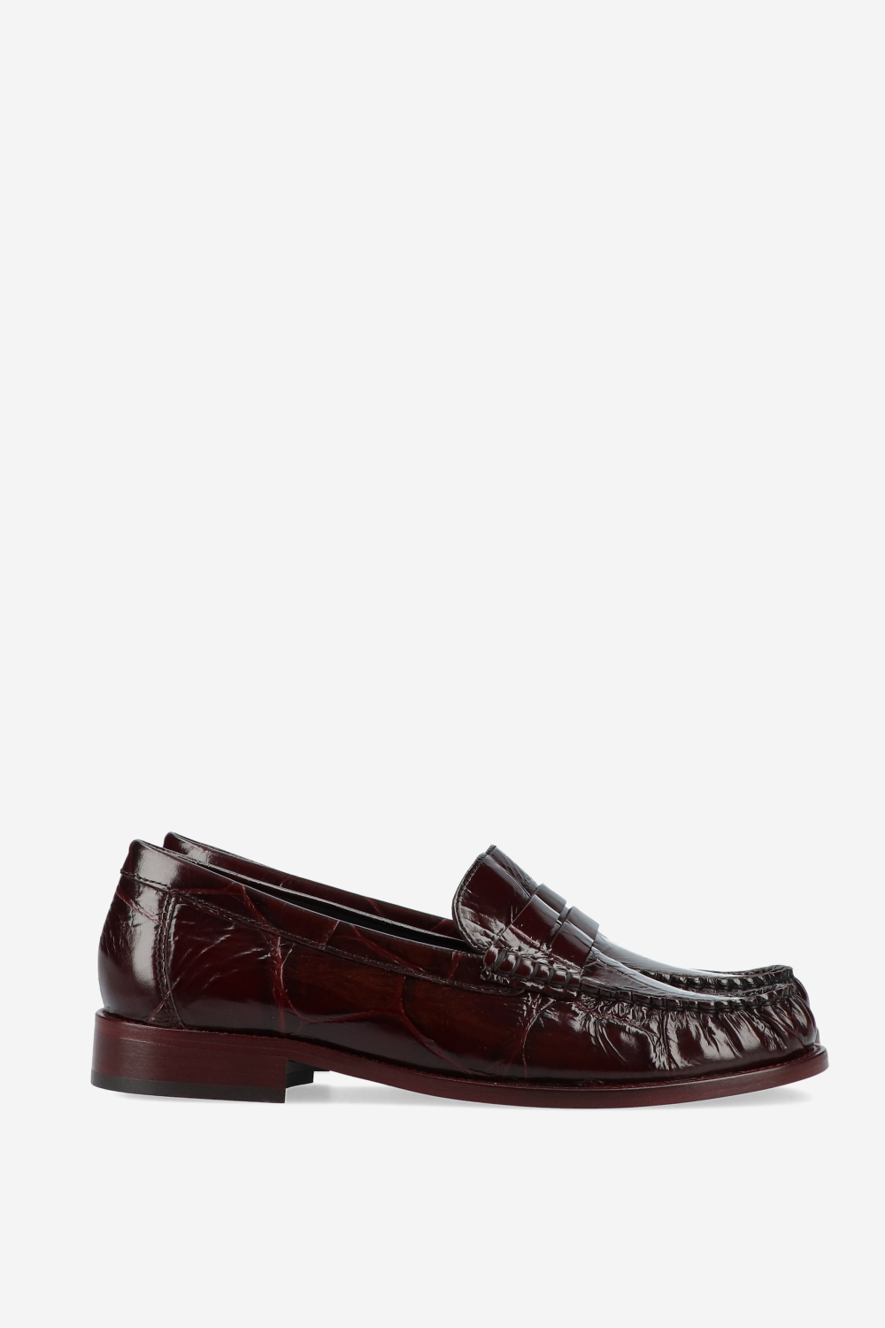 Dylan croco embossed loafers