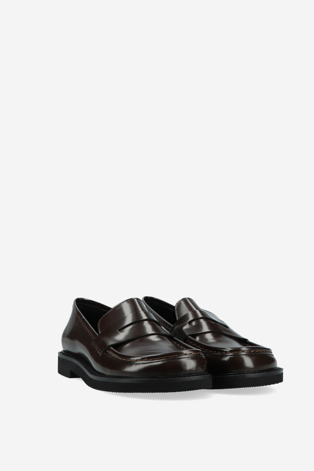 Polished leather loafers