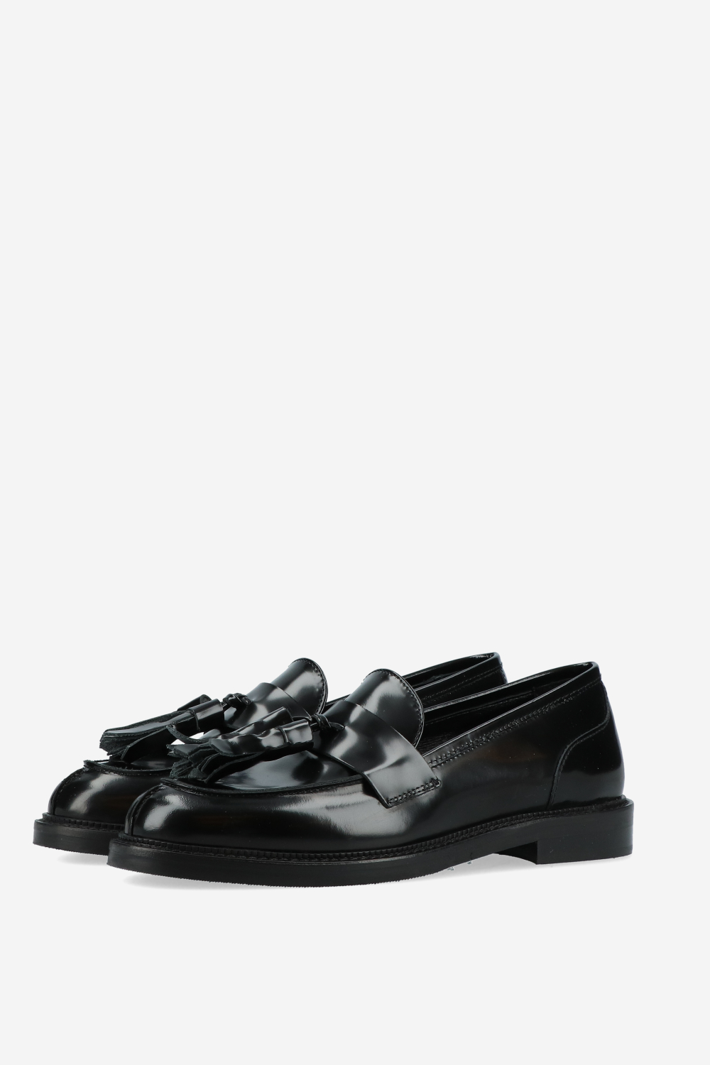 Tassel leather loafers