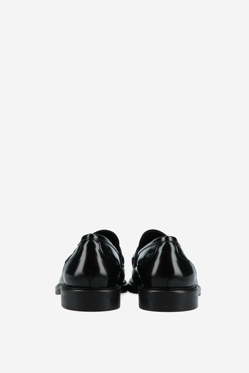Polished leather loafers