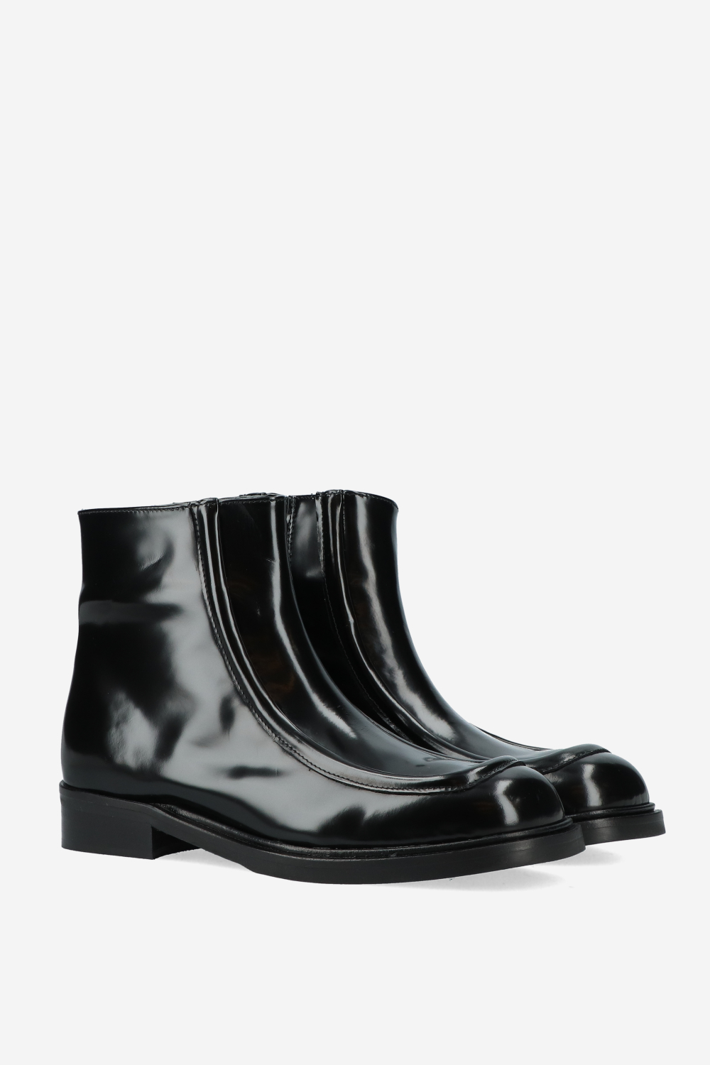 Polished leather ankle boots