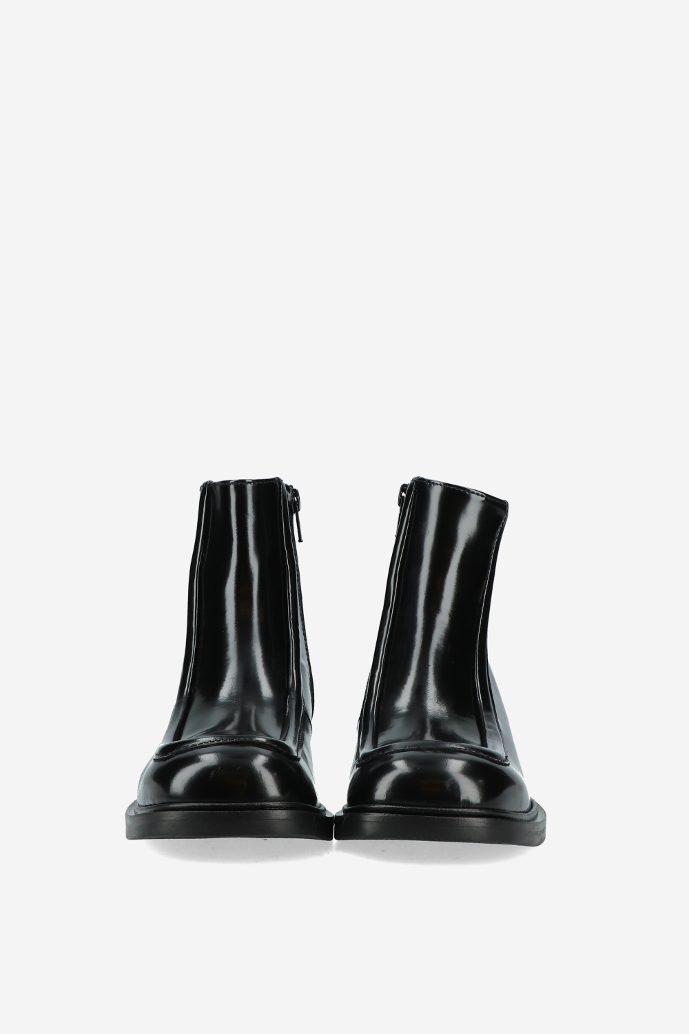 Polished leather ankle boots