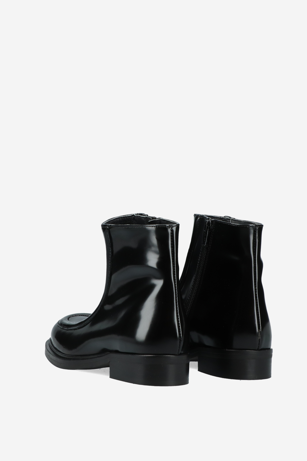 Polished leather ankle boots
