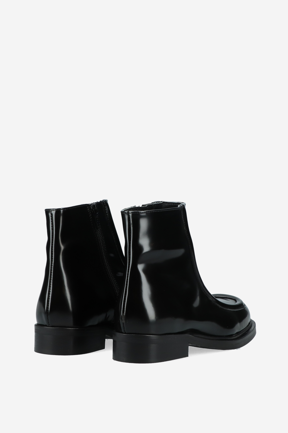 Polished leather ankle boots