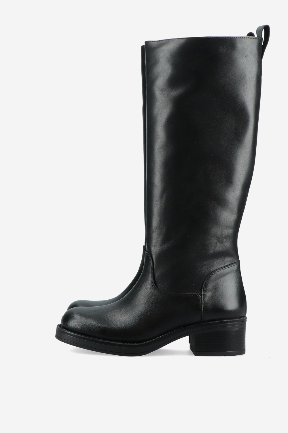 Knee-high leather boots