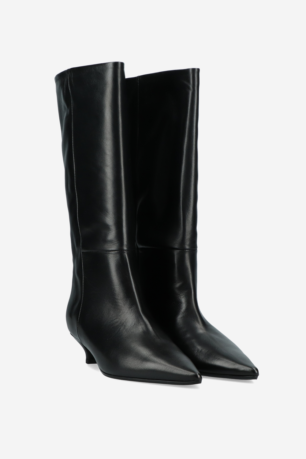 Slouchy leather boots
