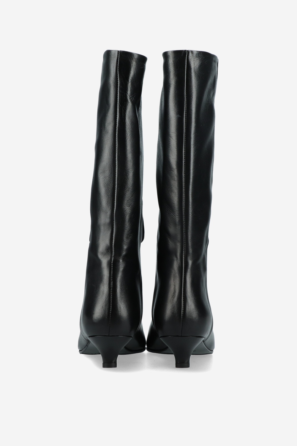Slouchy leather boots