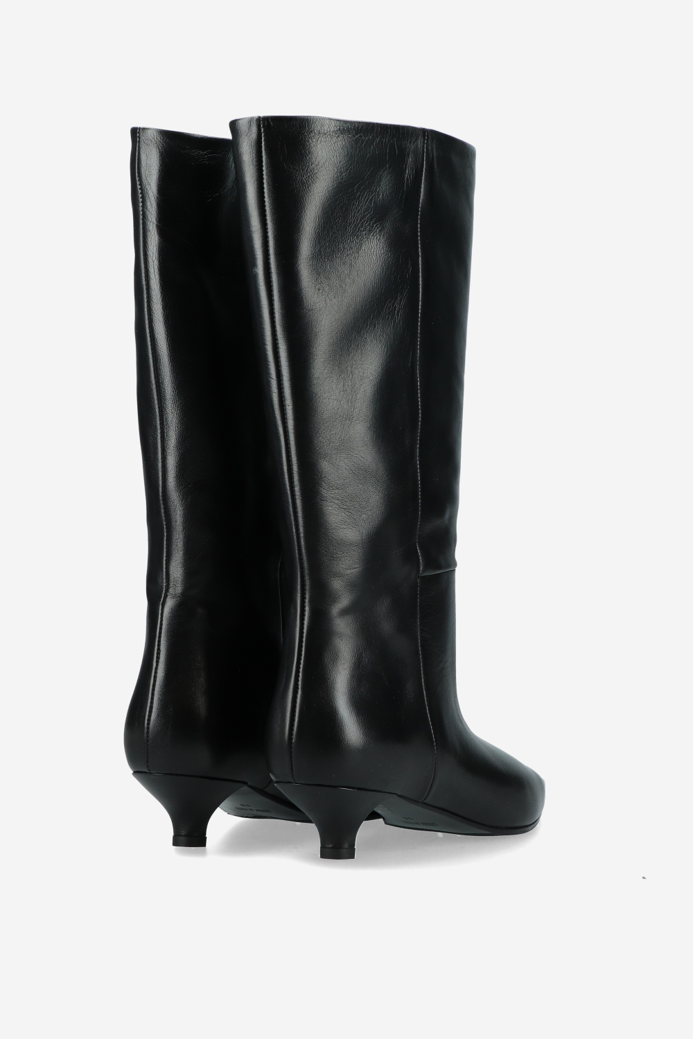 Slouchy leather boots