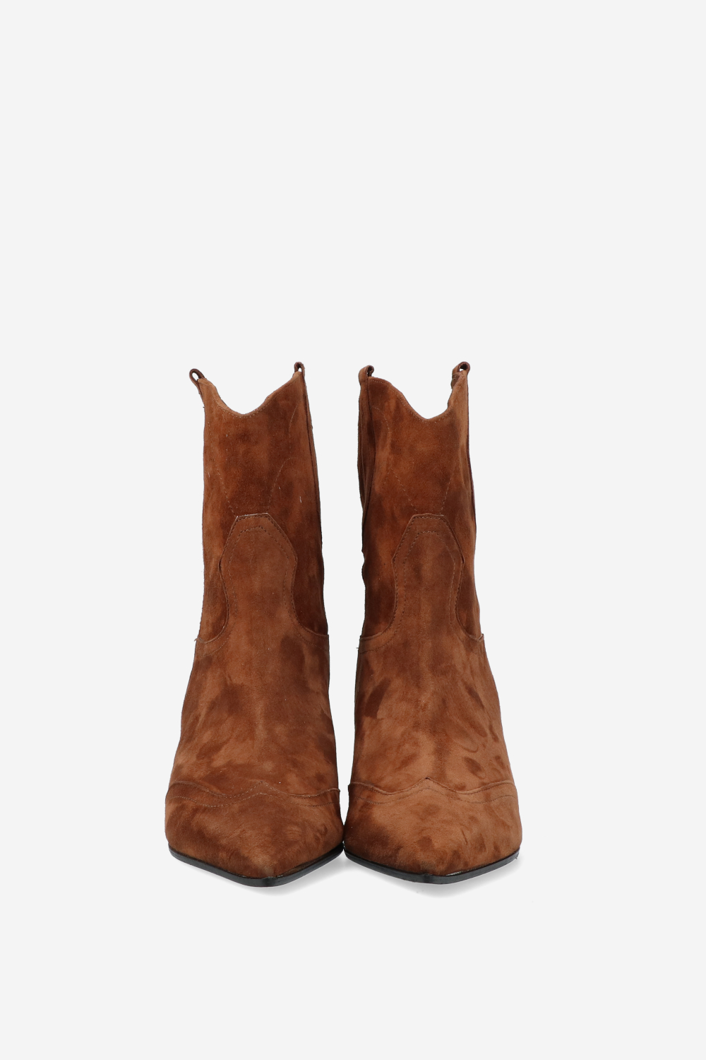 Pointed-toe suede boots