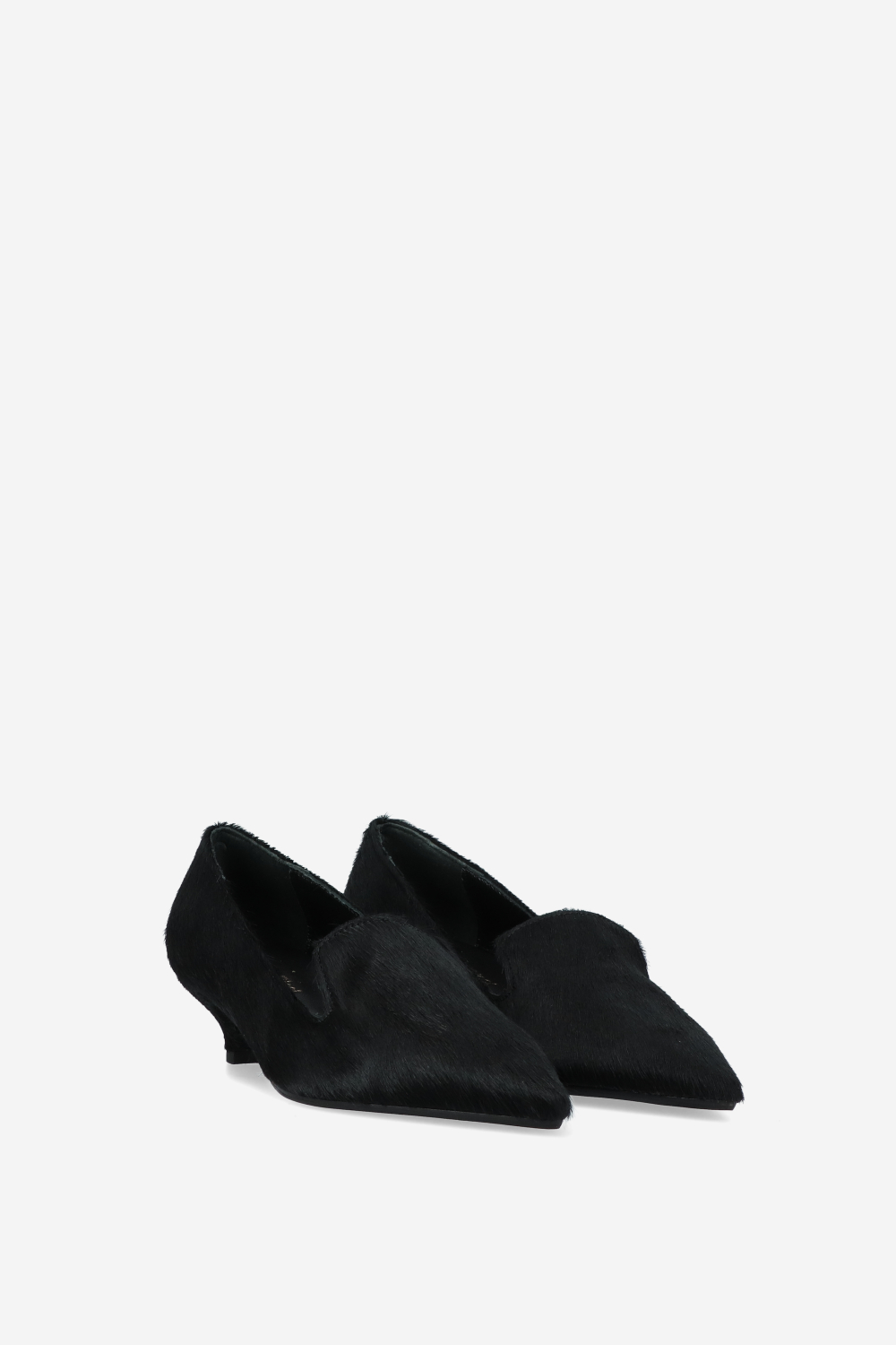 Pointed-toe pony hair pumps