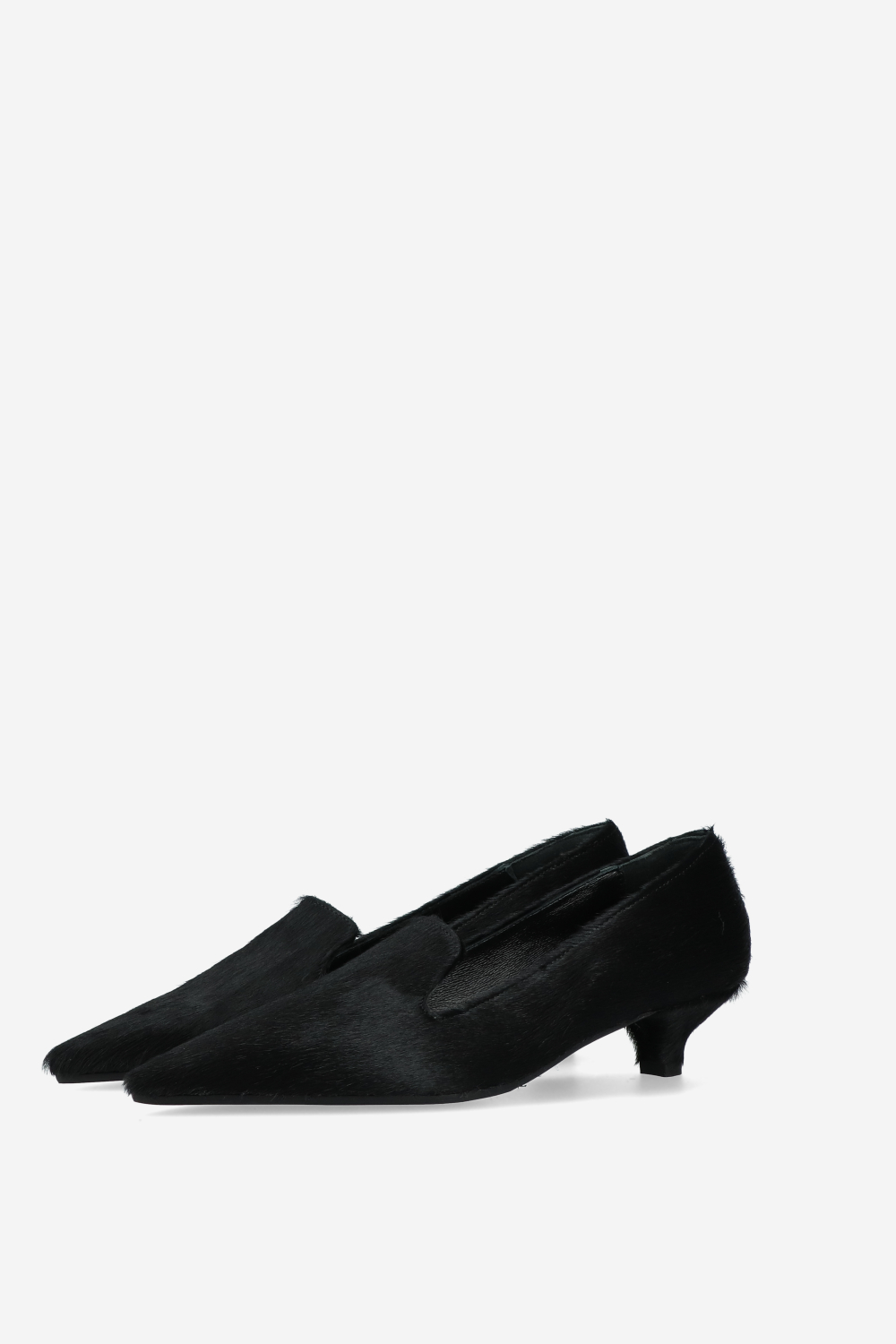 Pointed-toe pony hair pumps