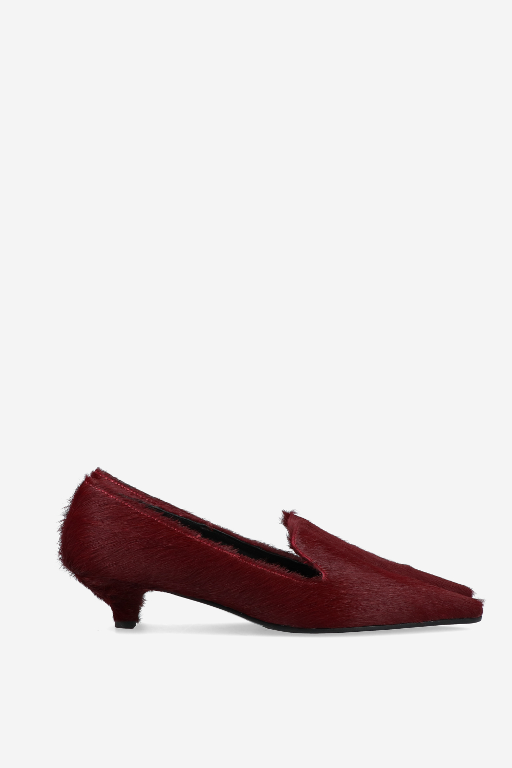 Pointed-toe pony hair pumps