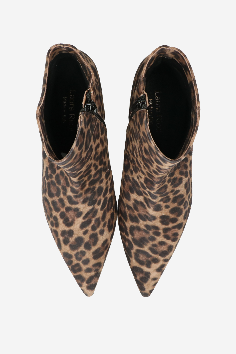 Pointed-toe suede ankle boots