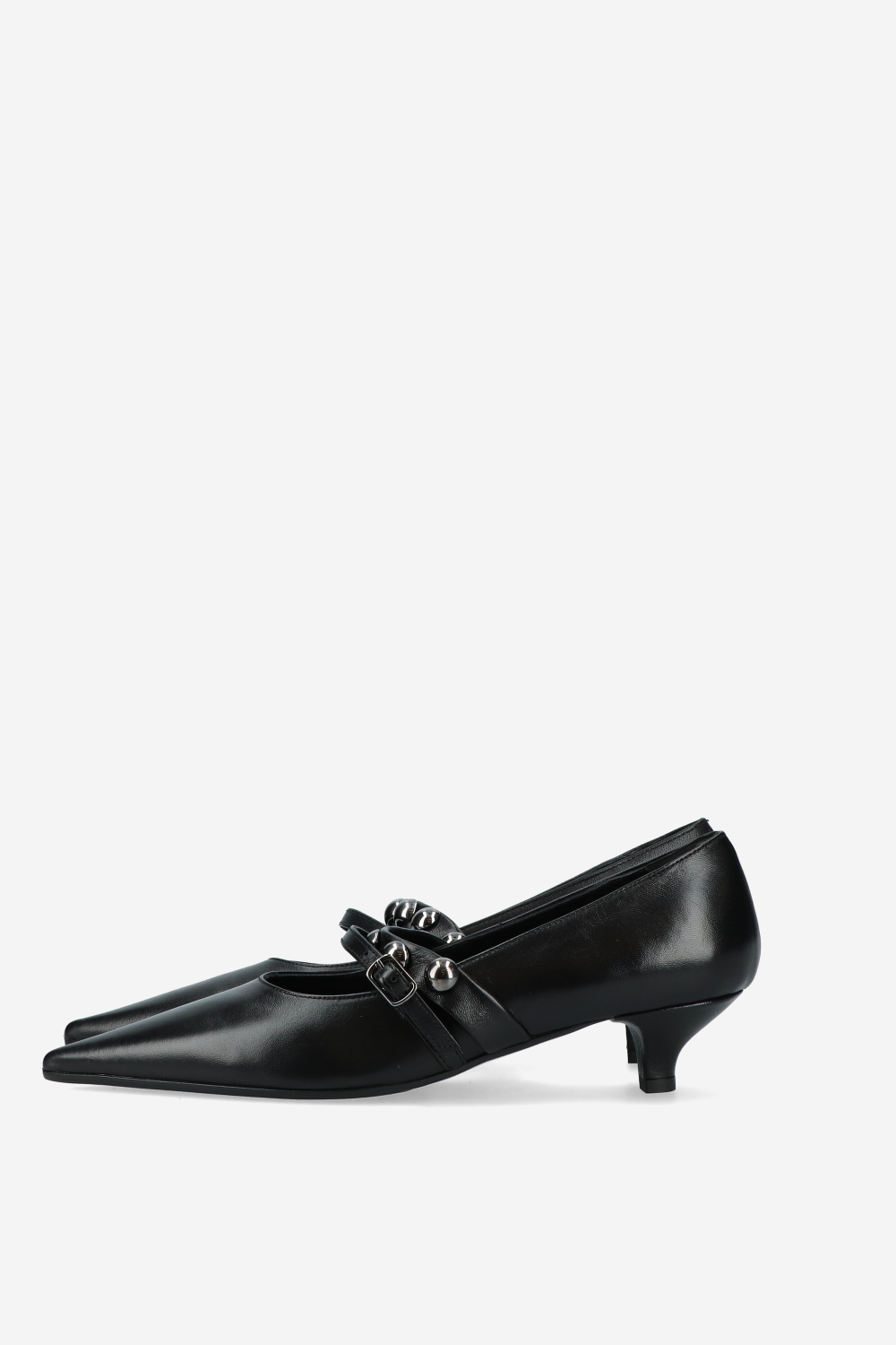 Studded leather pumps