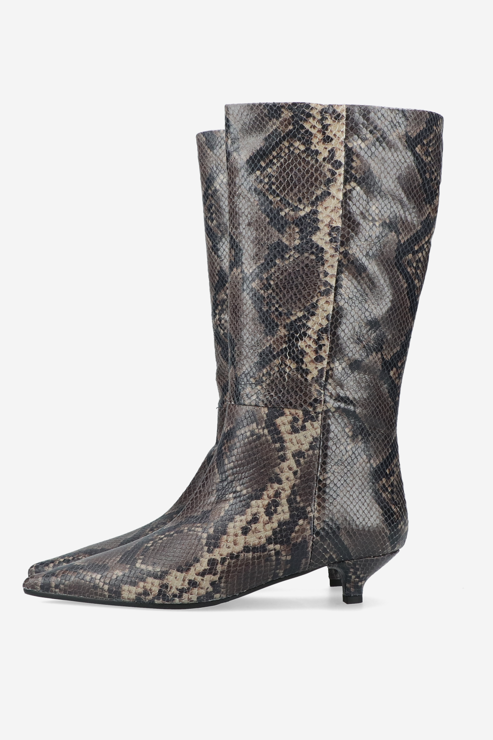 Slouchy pitone leather boots