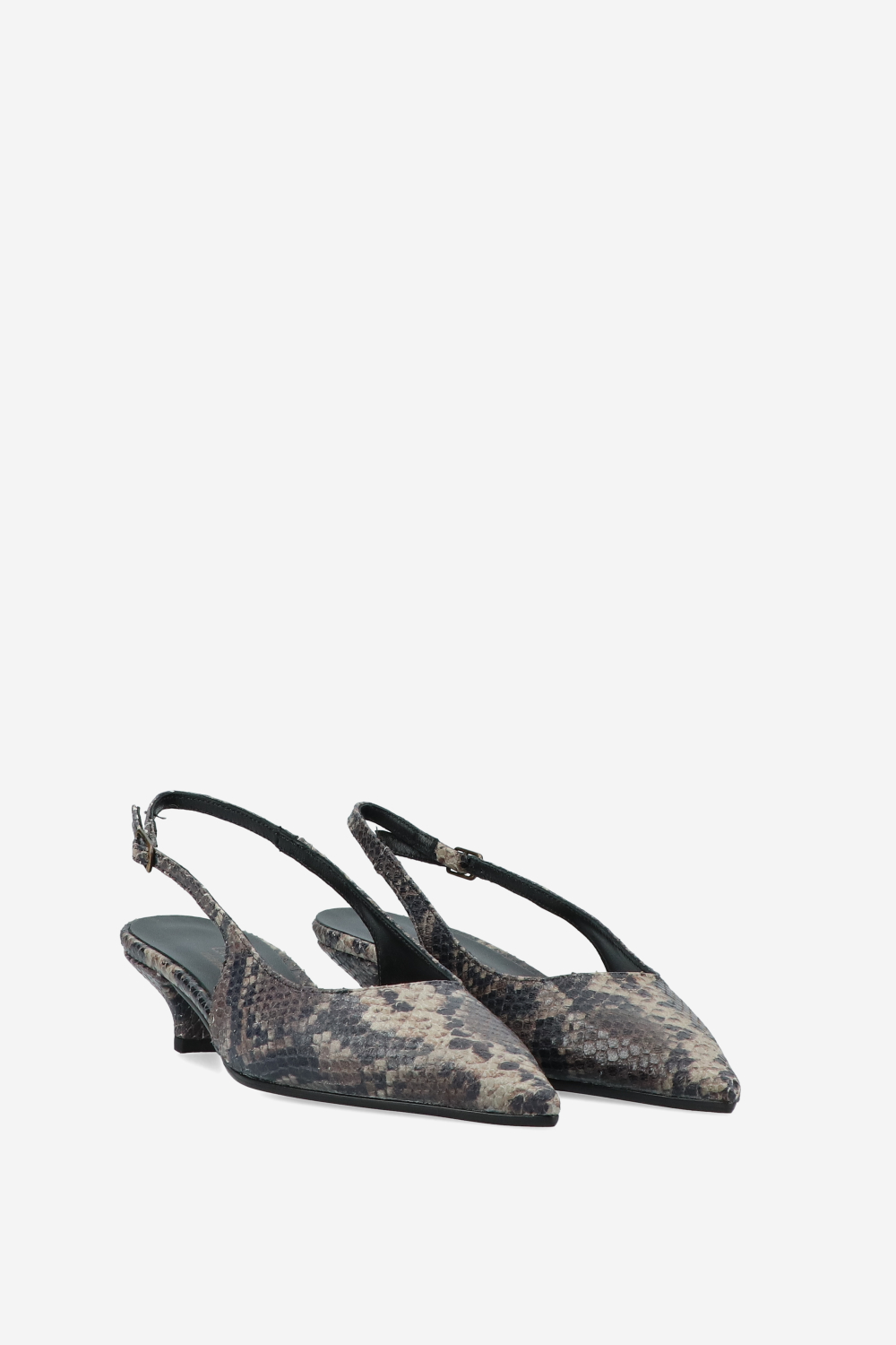 Pointed-toe leather slingbacks