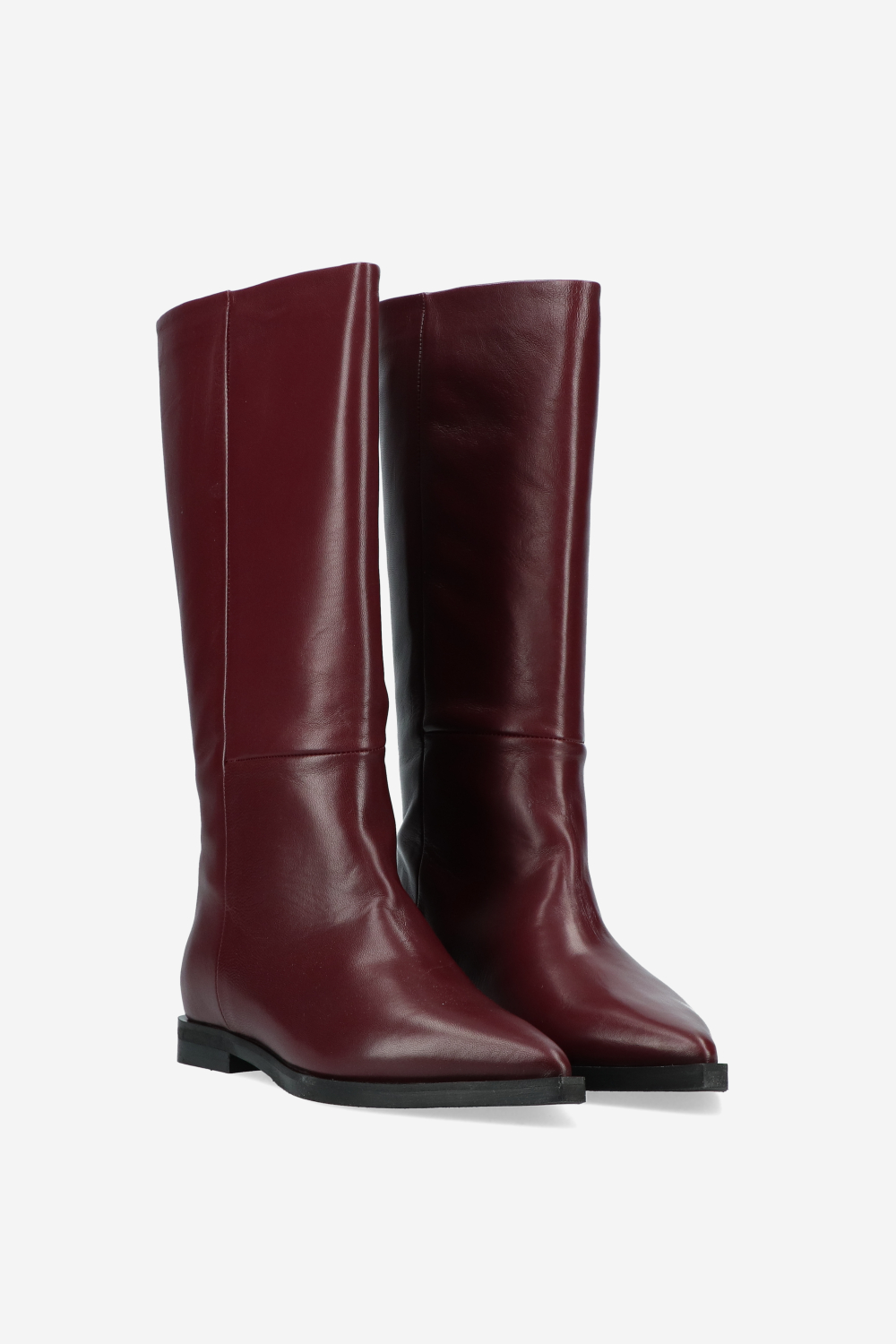 Slouchy leather boots