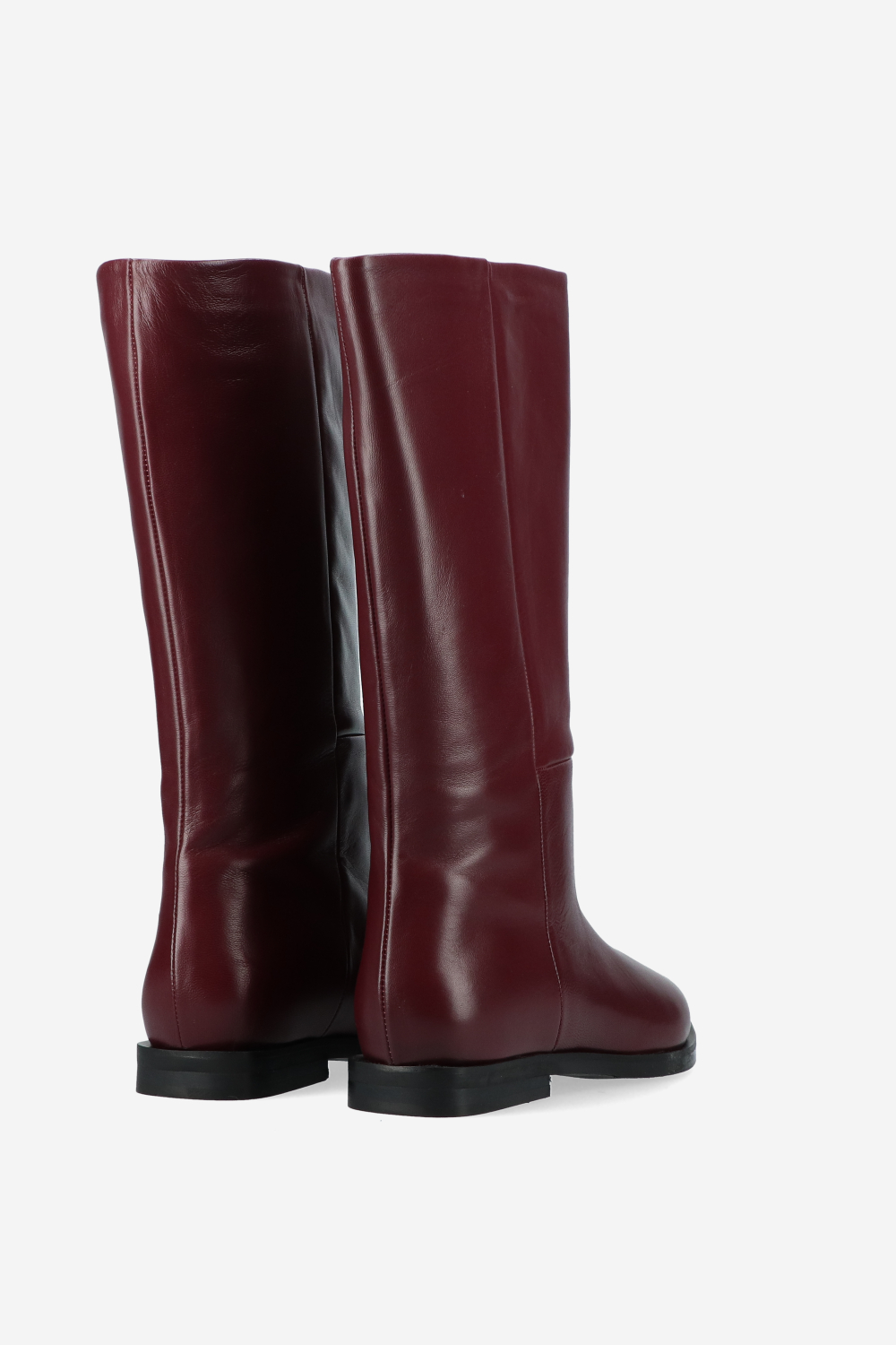 Slouchy leather boots