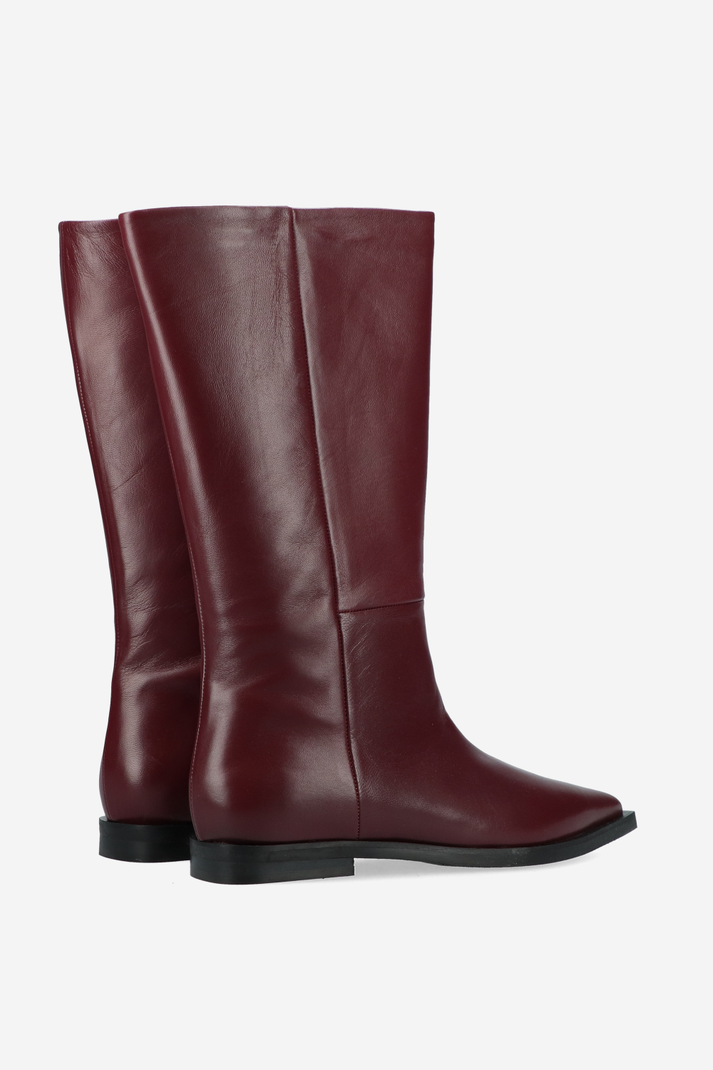 Slouchy leather boots