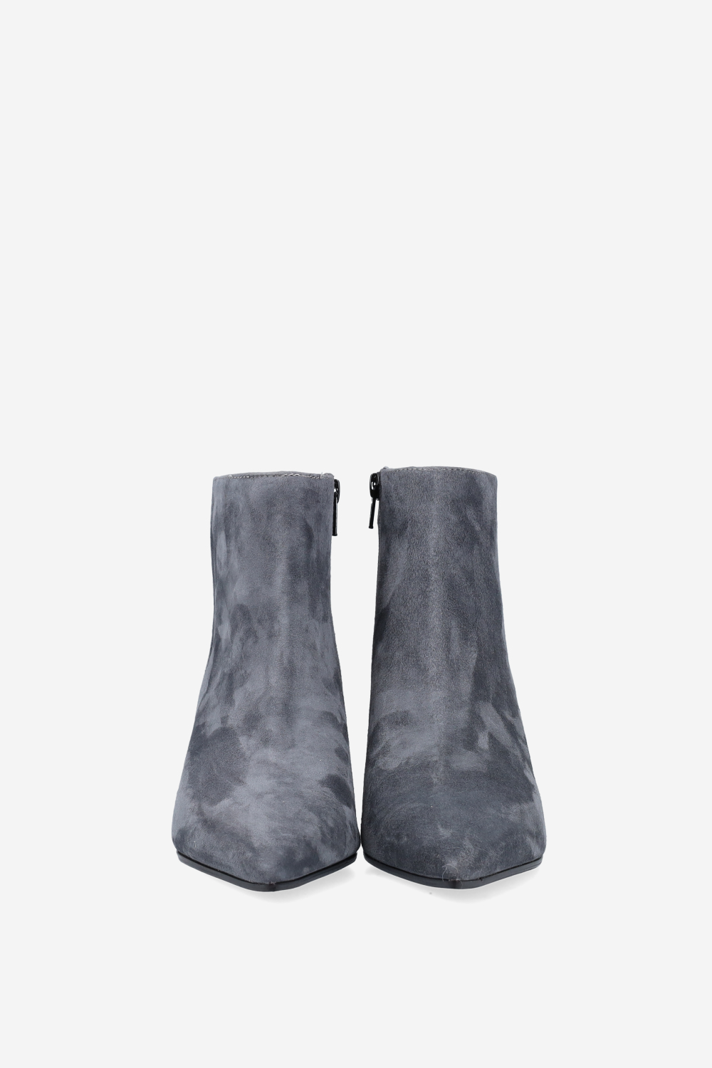 Pointed-toe suede ankle boots