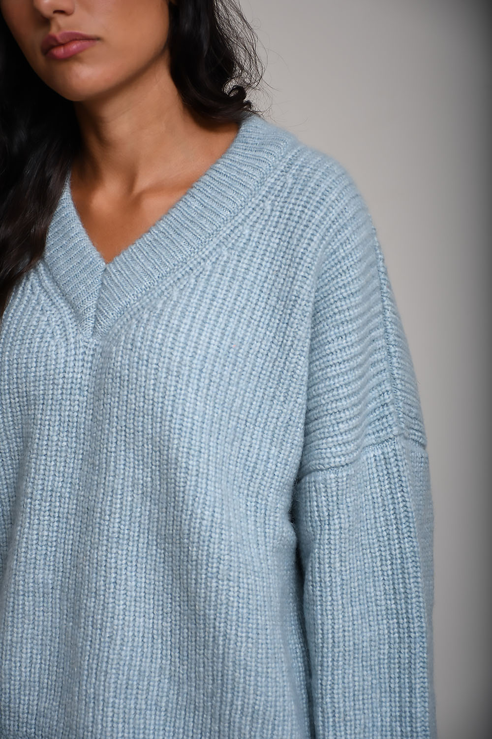 Nicole v-neck sweater