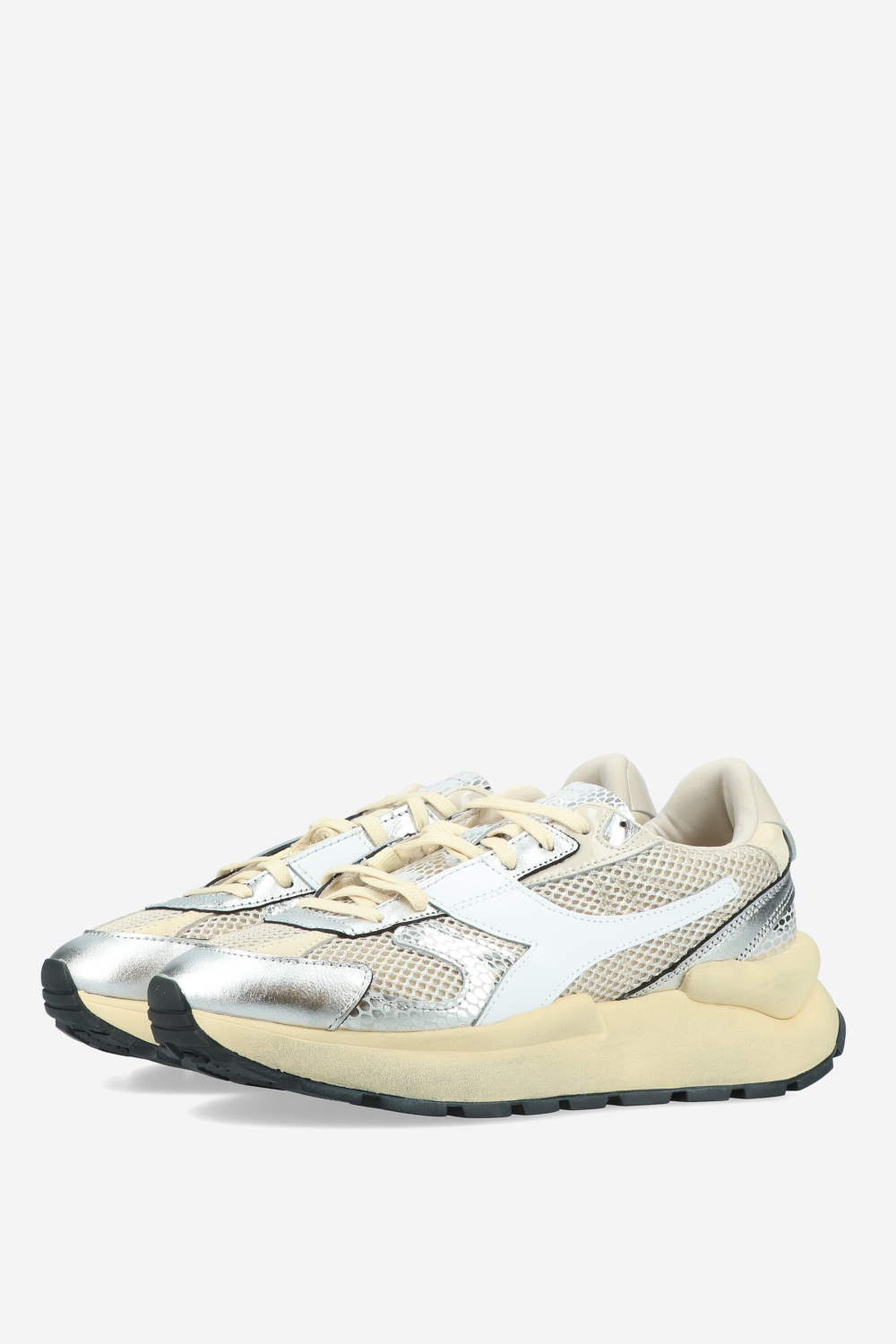 Mercury Elite cobra used mesh sneakers