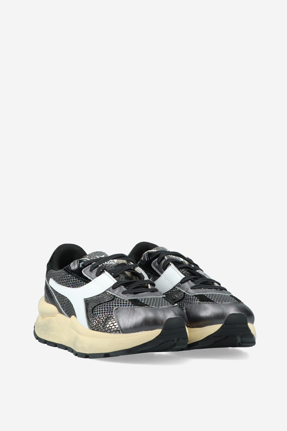 Mercury Elite cobra used mesh sneakers